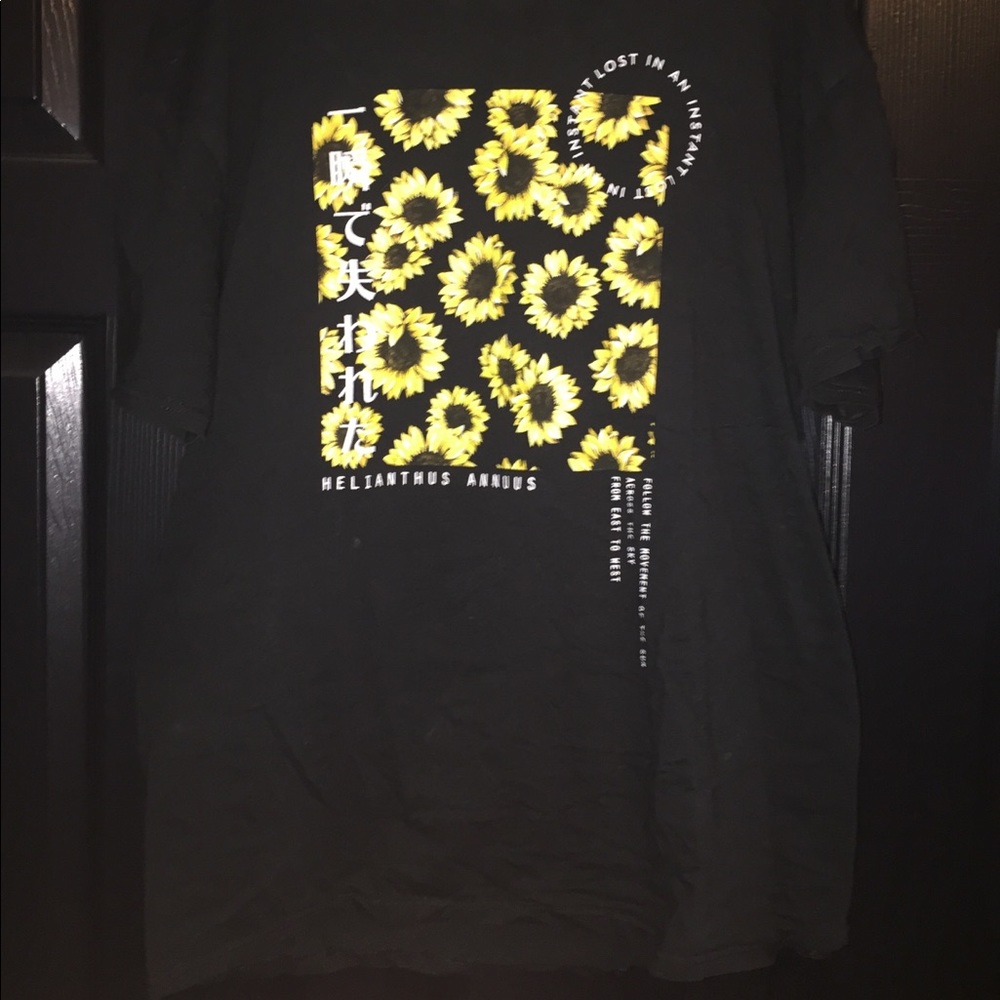 Rue21 Black Sunflower T-shirt